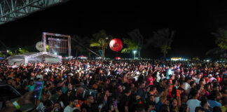 Público lotou a Praia de Japaratinga. Foto: Allex Nazário